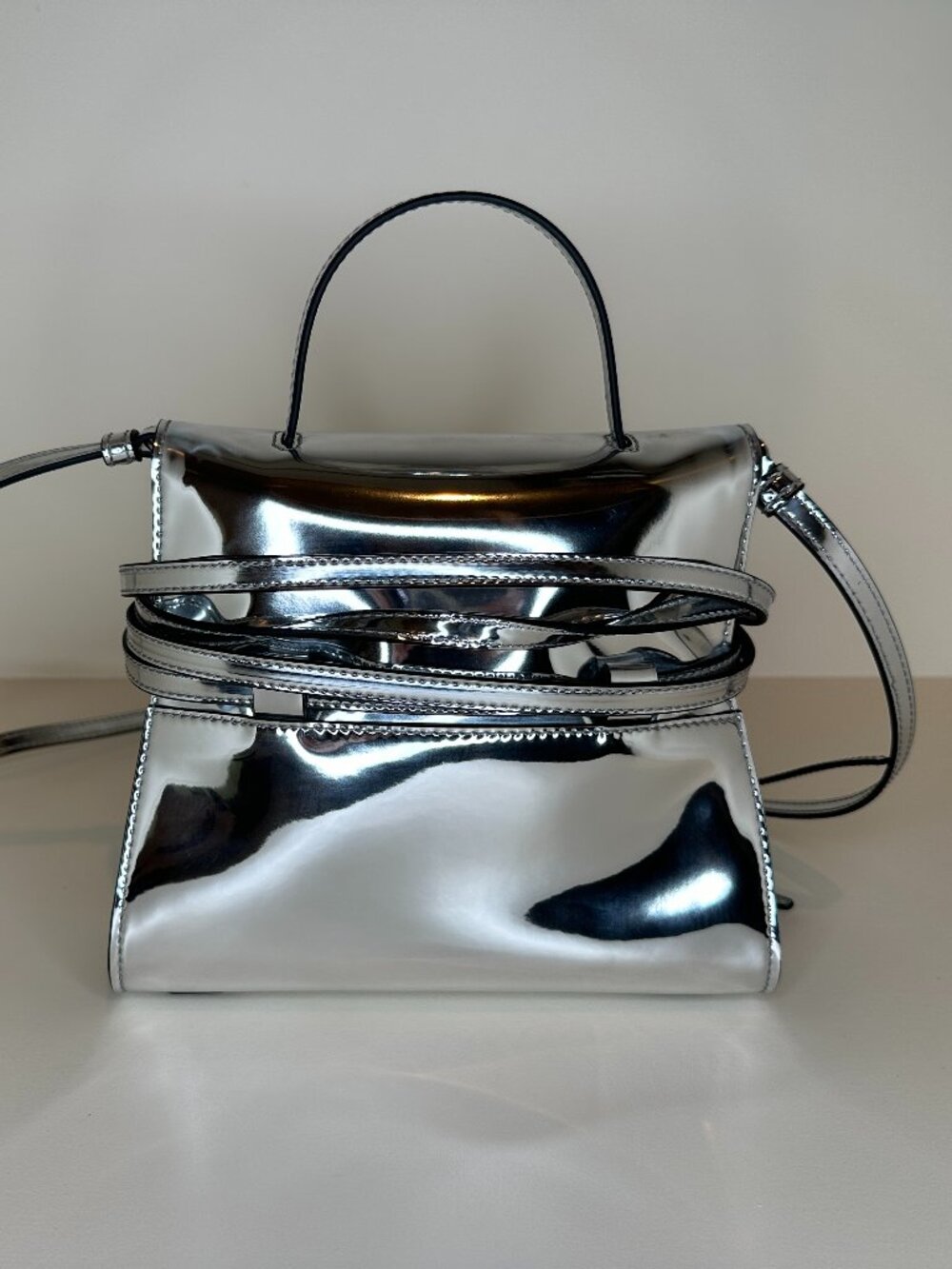 Moschino Tie Me Metallic Silver Tote Bag — Unused With Box, Dust Bag & Tags - Picture 10 of 14